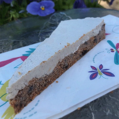 Raw morotskaka